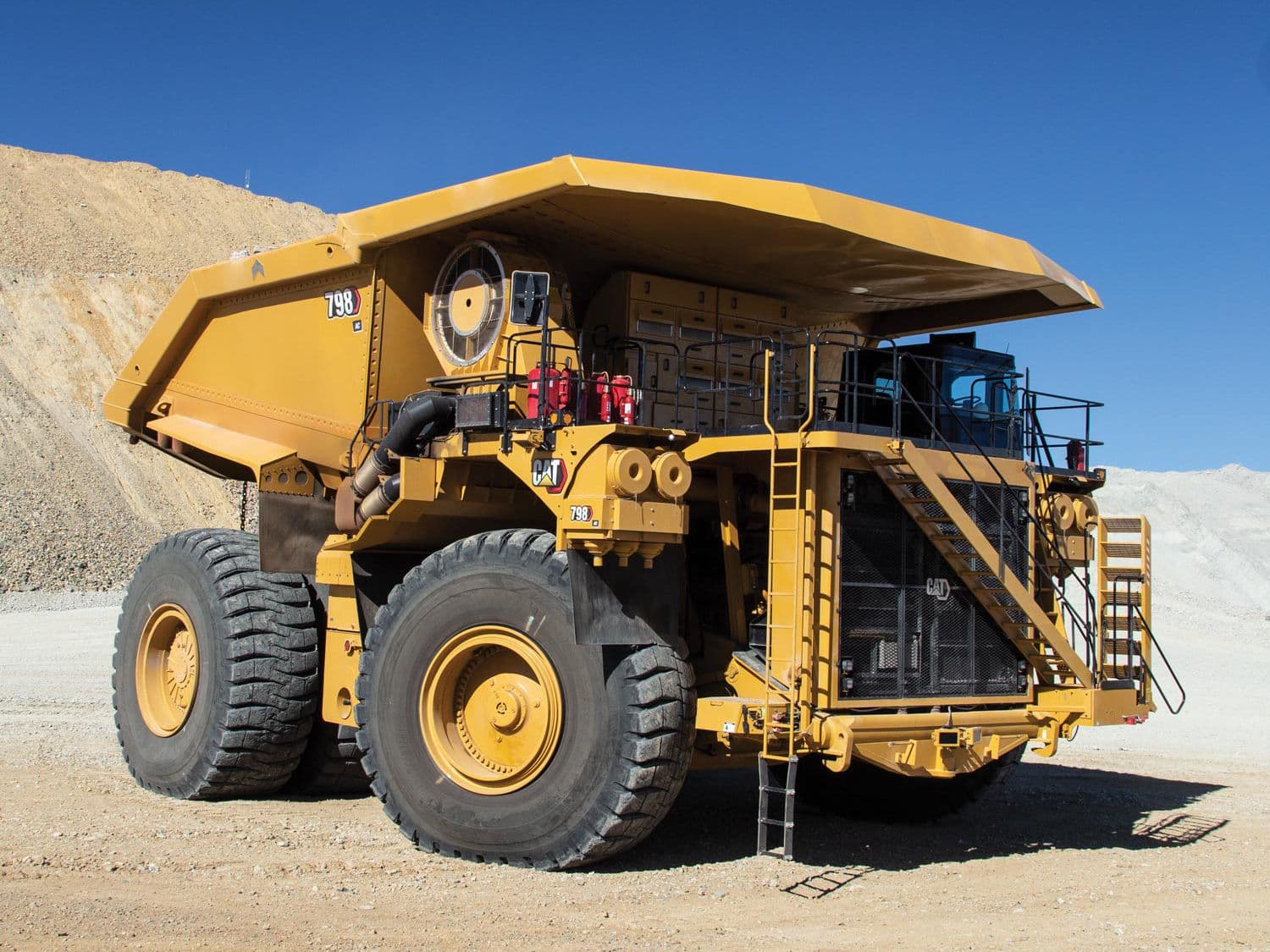 798 AC mining truck