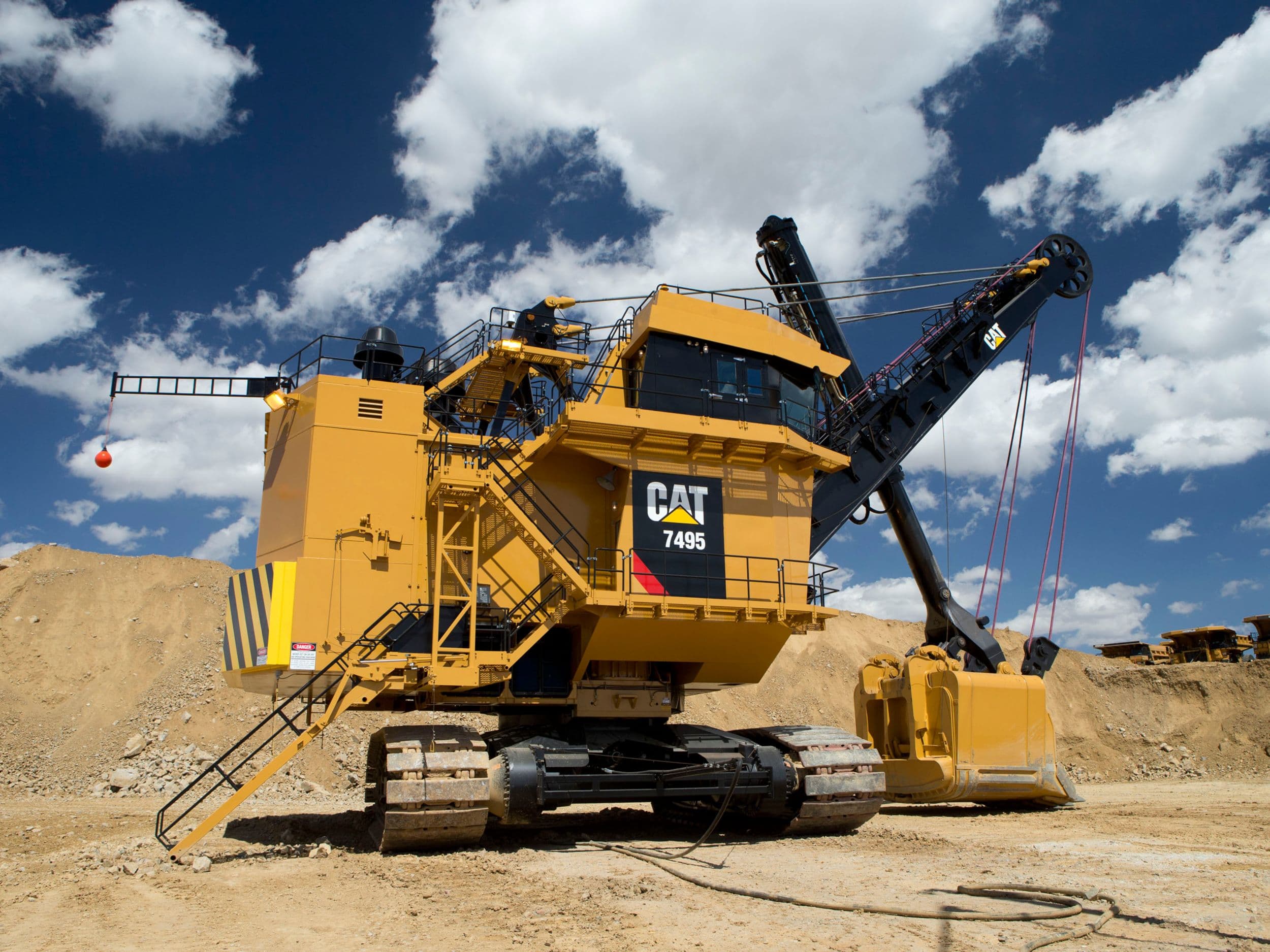 7495 With HydraCrowd