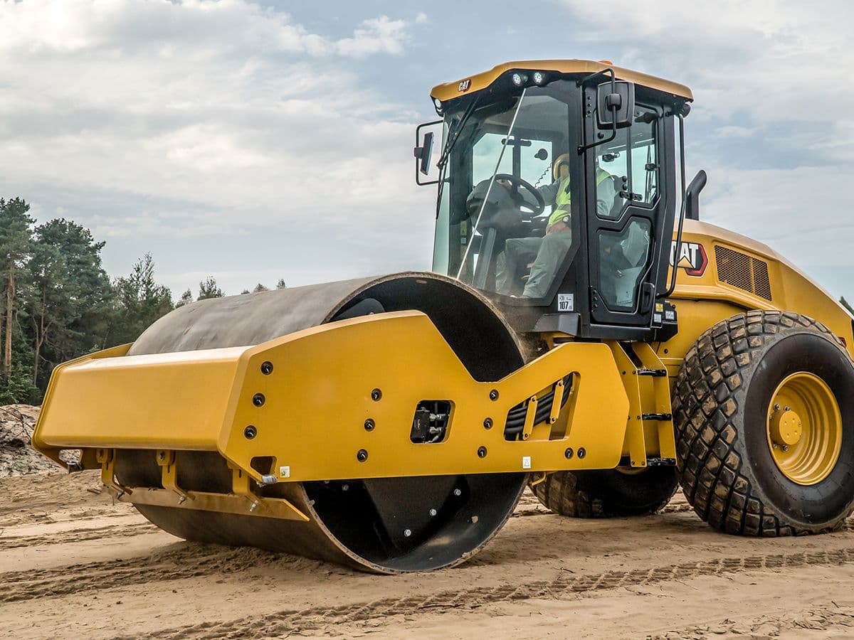CS10 GC Vibratory Soil Compactor