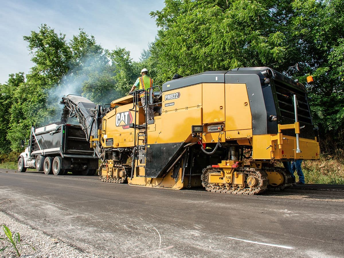 PM822 Cold Planer