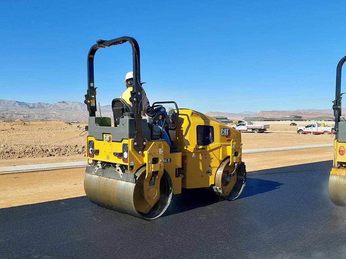 CB4.0 Utility Compactor