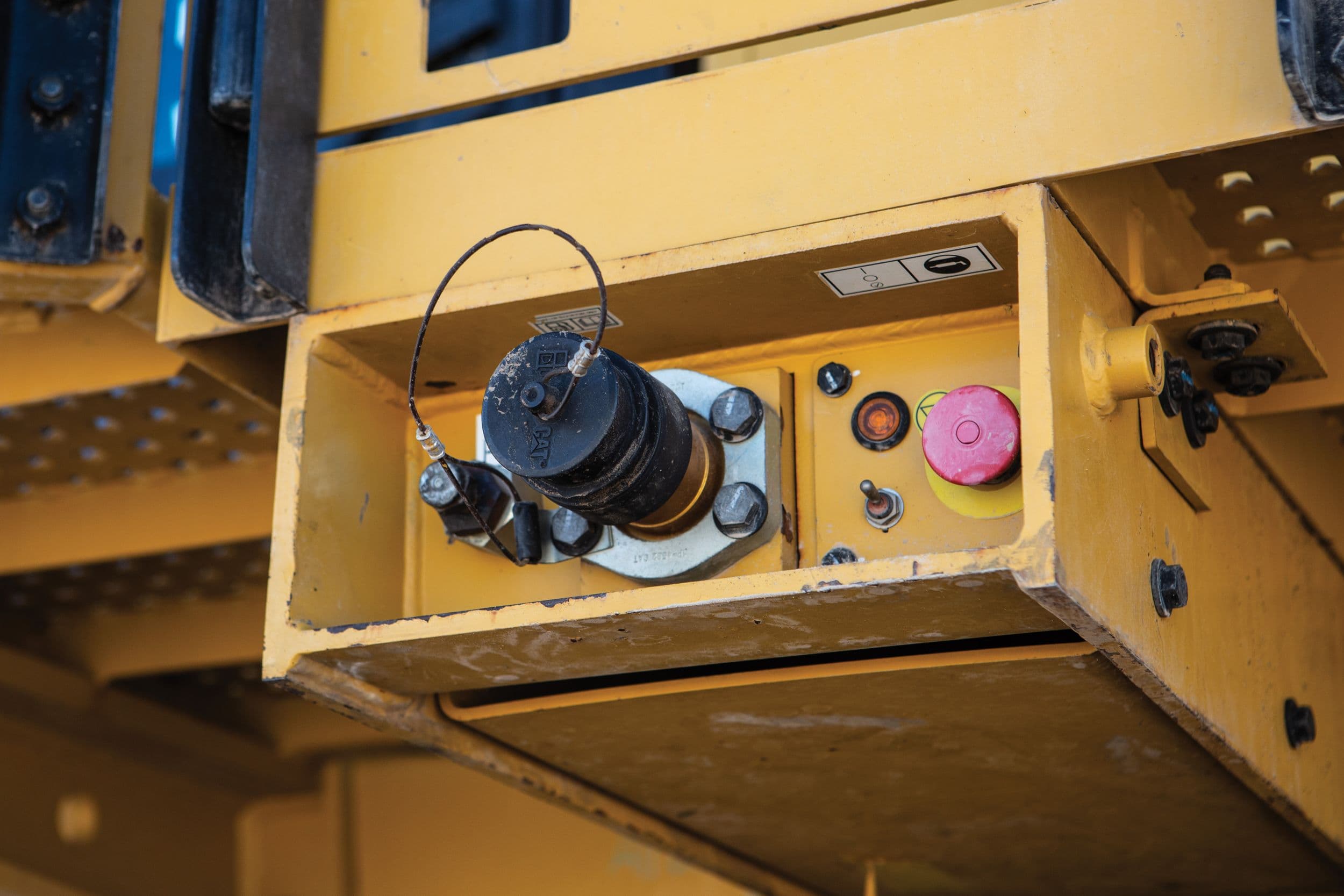 6015 Hydraulic Mining Shovel