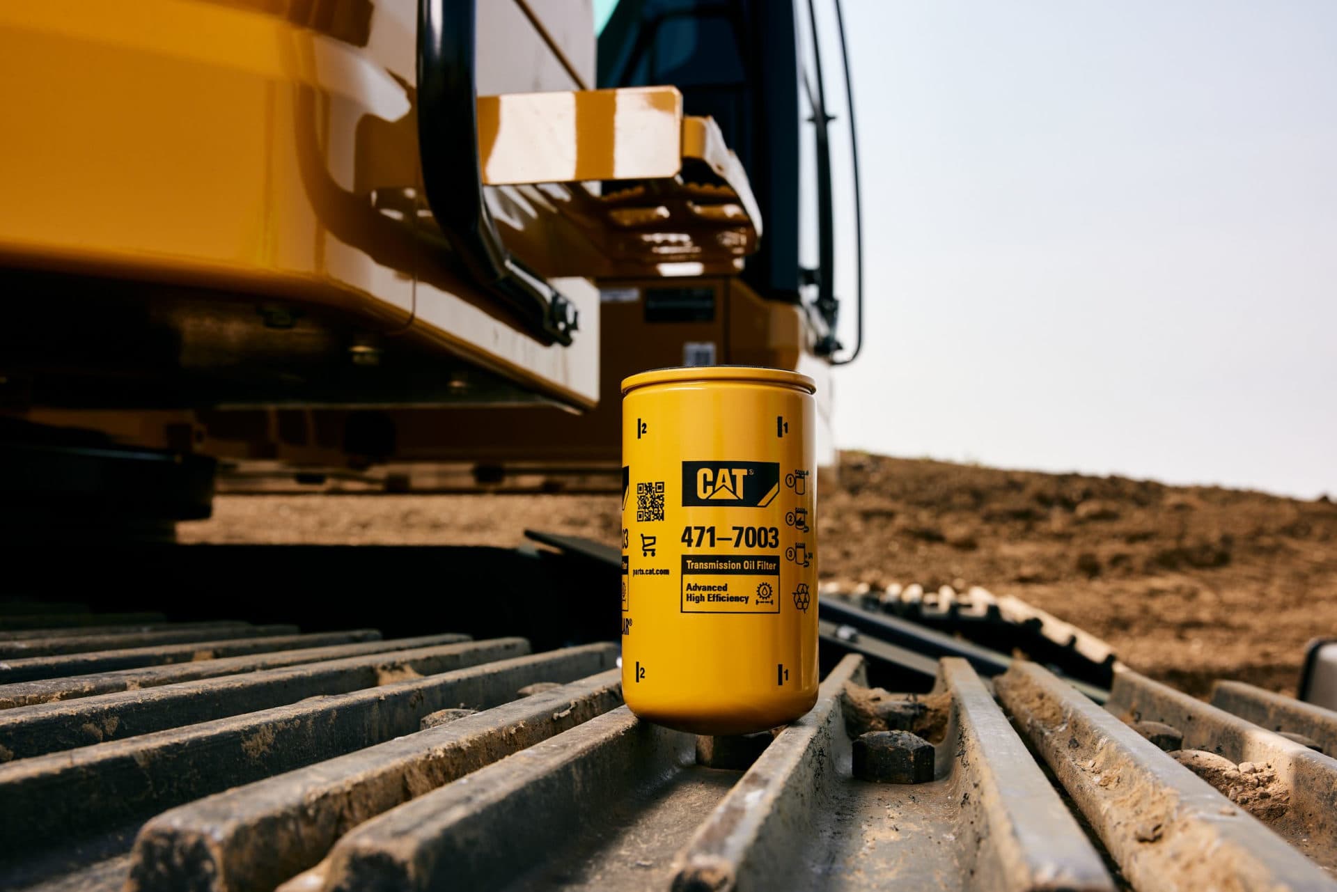 Cat Hydraulic and Transmission Filters 1920px