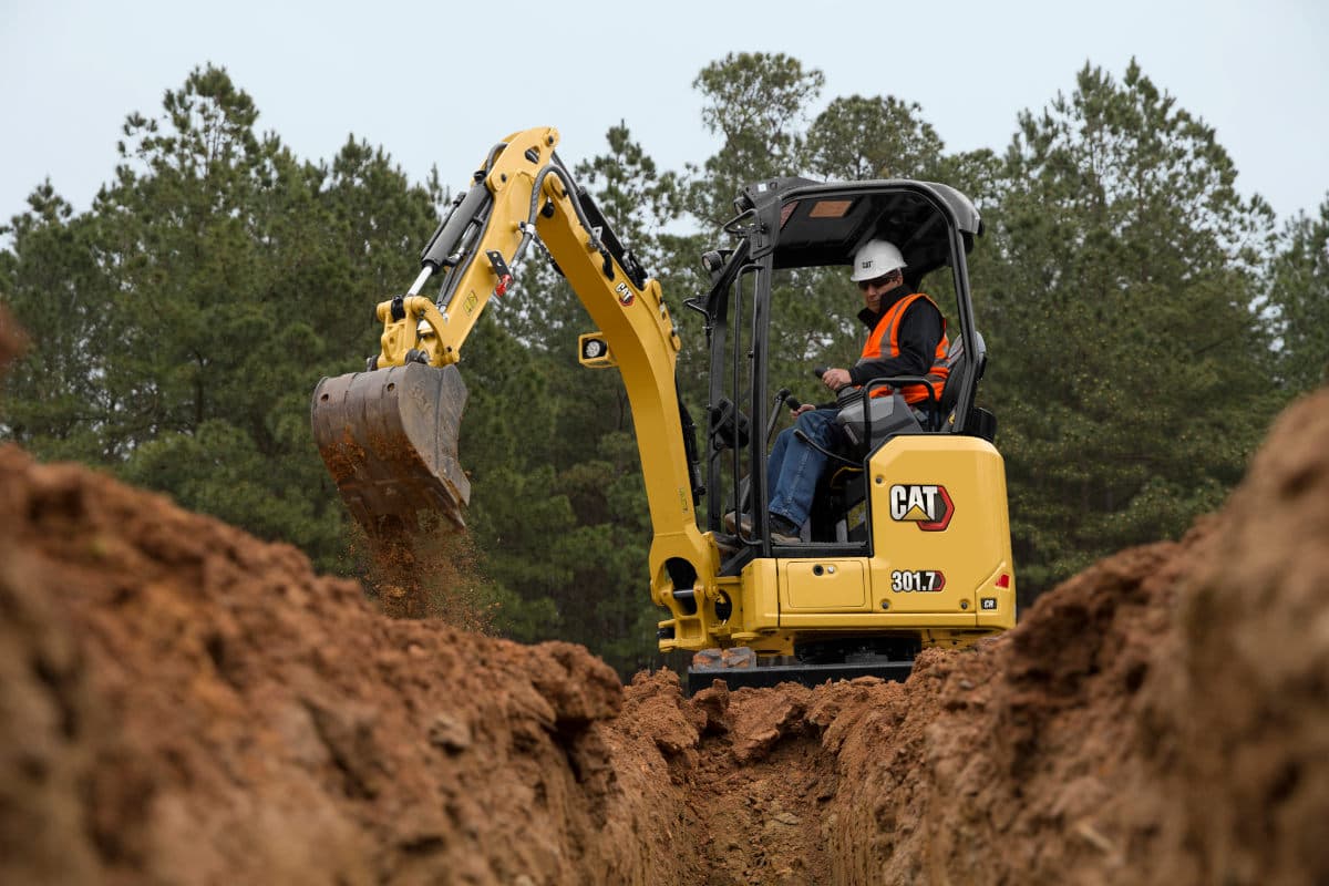 301.7 Compact Excavator 1200px q80