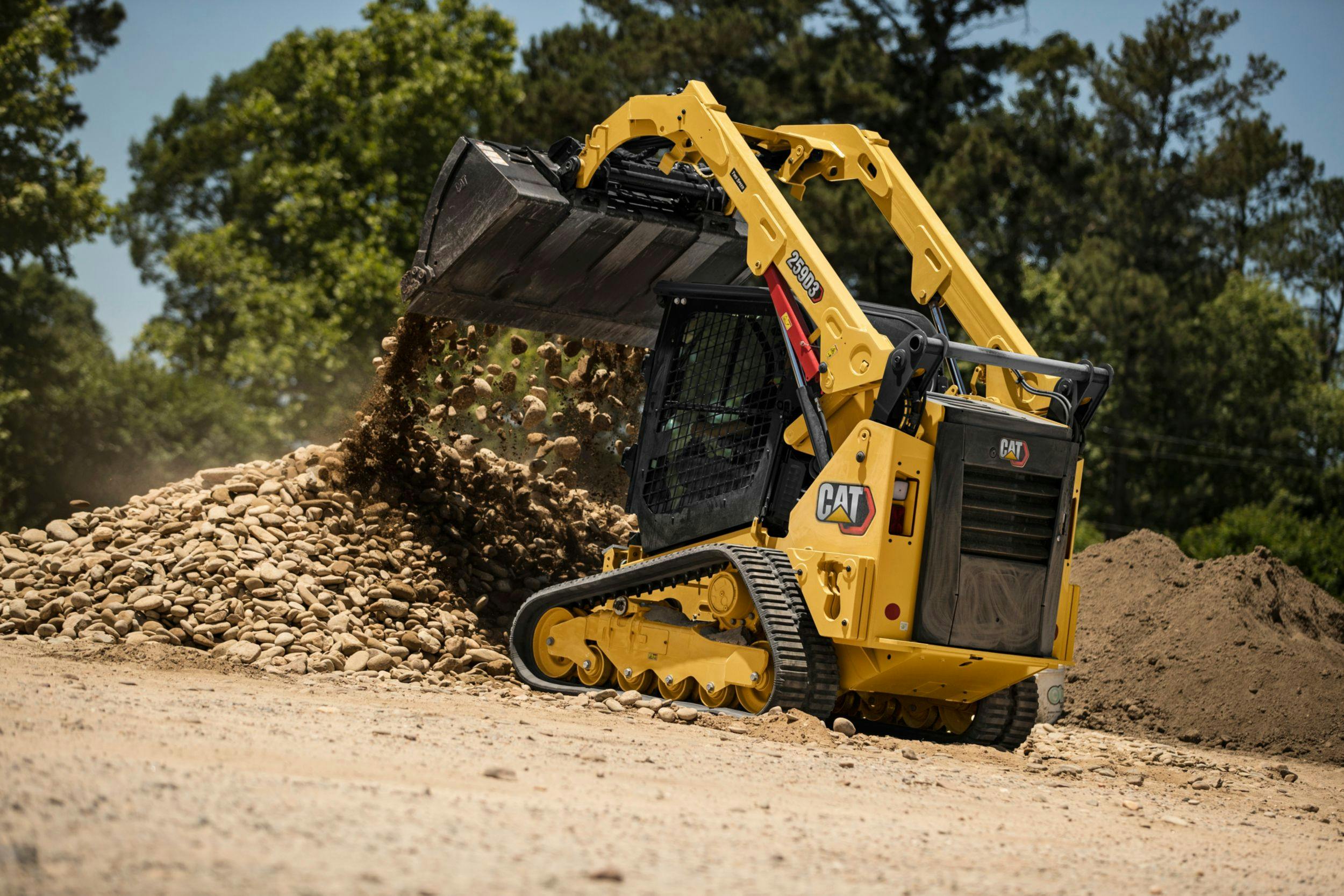 Cat Compact Track Type Loader 259D3 dropping load